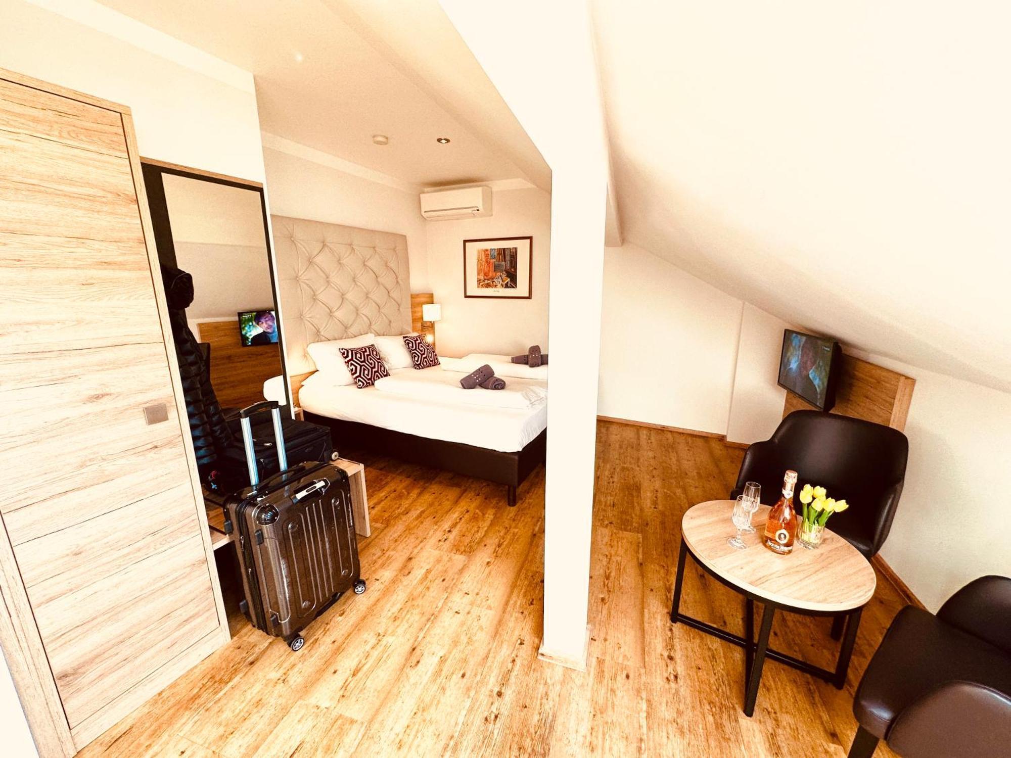 Hotel Am Markt Bacharach Ngoại thất bức ảnh
