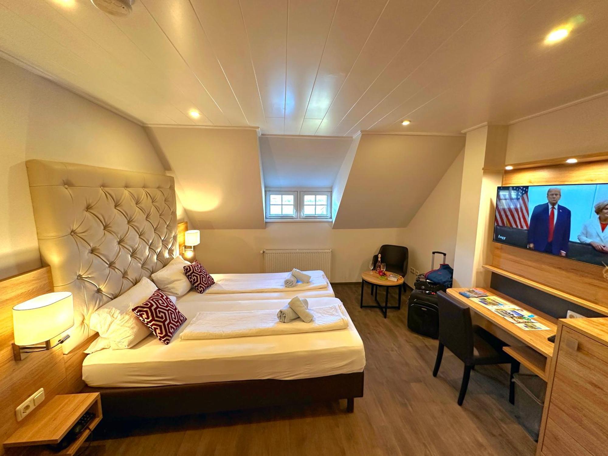 Hotel Am Markt Bacharach Ngoại thất bức ảnh